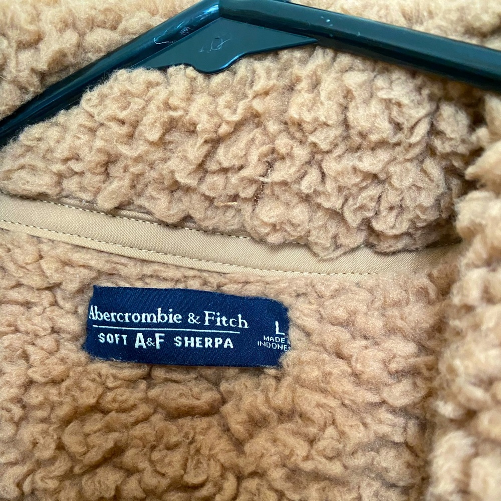 Abercrombie and Fitch fuzzy Sherpa warm pullover